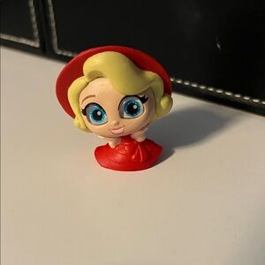 Disney doorables technicolor Charlotte